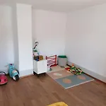 Grosse Charmante Lägenhet Erlach