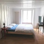 Grosse Charmante Lägenhet Erlach